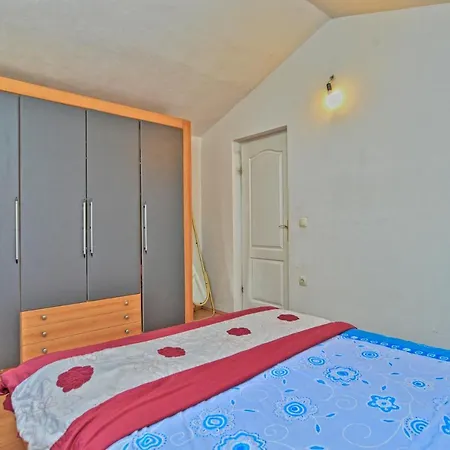 House Franko 2137 Pula